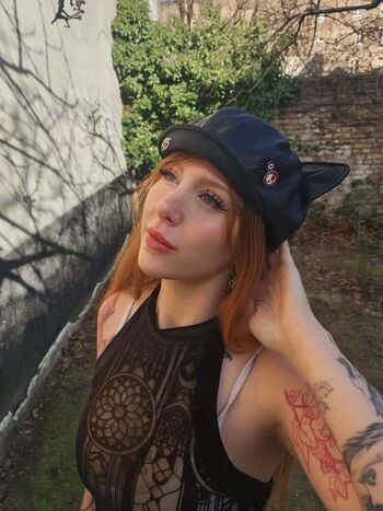 Leaked Bleachedfox private photo viral onlyfans