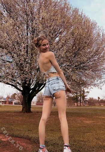 blondeeegirl33