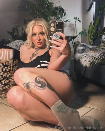 blondekittycattt