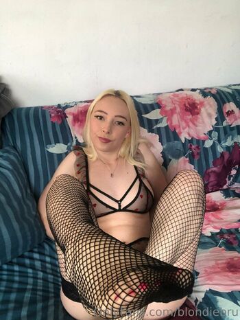 Blondiebru Vipblondiebru