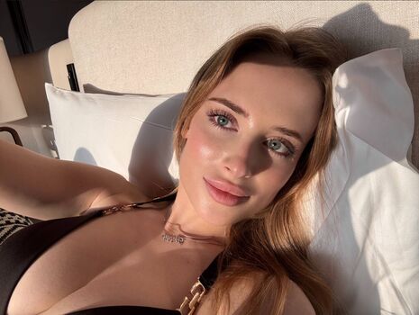 Blondinka Drive Angelina