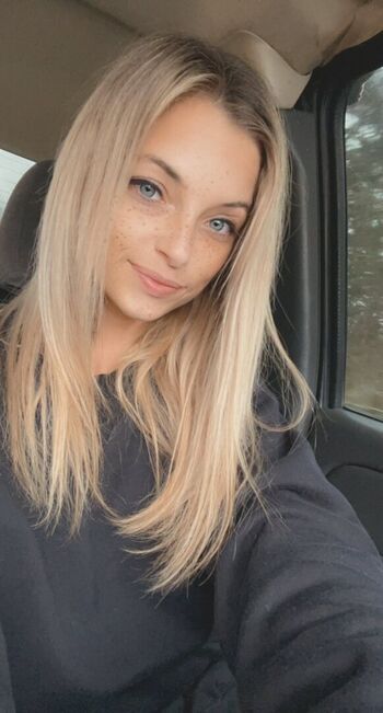 Leaked Bluegrassbell private photo viral onlyfans