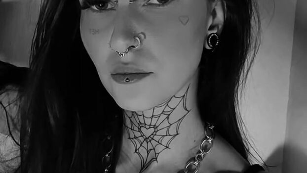 Leaked Bluevelvetbat private photo viral onlyfans