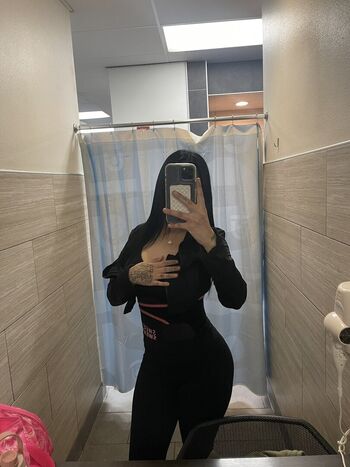 Leaked Bluntedbetty private photo viral onlyfans