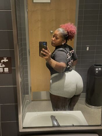 BLVCKASSZILLA