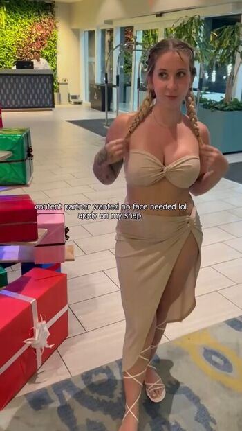 Leaked Bobbie moore page private photo viral onlyfans