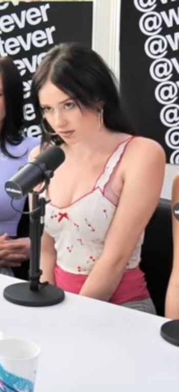 Leaked Bobbie moore page private photo viral onlyfans