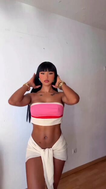 Leaked Bobbie moore page private photo viral onlyfans