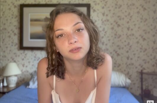 Leaked Bobbie moore page private photo viral onlyfans