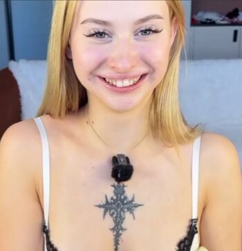 Leaked Bobbie moore page private photo viral onlyfans