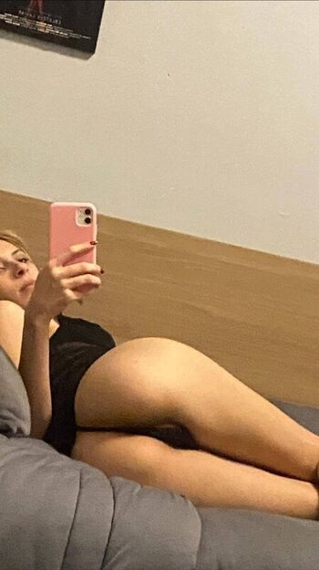 Leaked Bobbie moore page private photo viral onlyfans