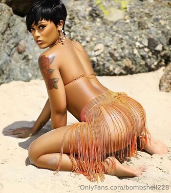 __Bombshell__