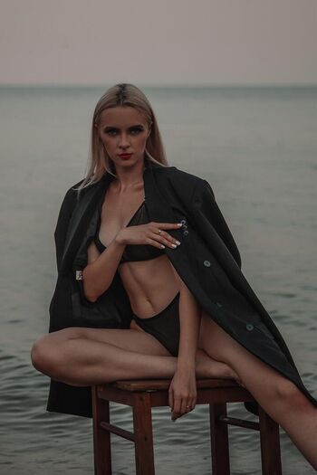 Leaked Boudoir page private photo viral onlyfans