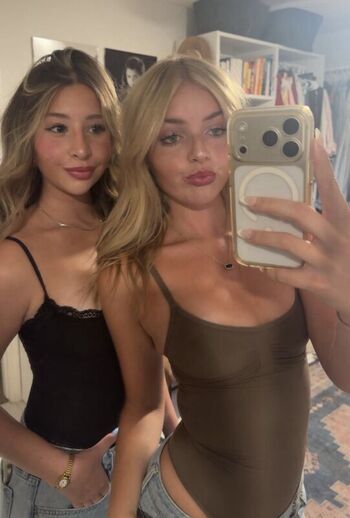 Leaked Boutinela babes  page private photo viral onlyfans