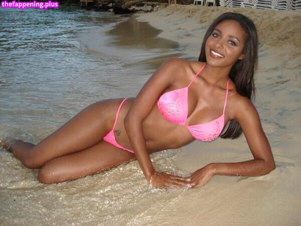 Brandi Rhodes