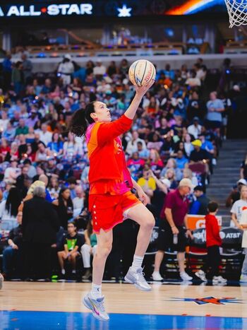 Breanna Stewart