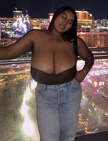 Leaked Brefluenced private photo viral onlyfans