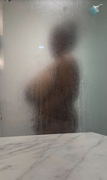 Leaked Brefluenced private photo viral onlyfans