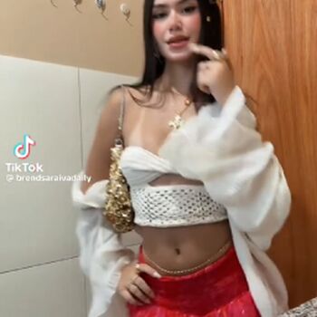 Brenda G Saraiva