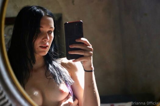 Leaked Brianna aerial private photo viral onlyfans