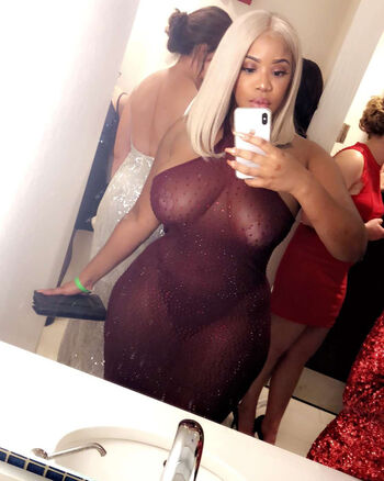 Leaked Briannaamor private photo viral onlyfans