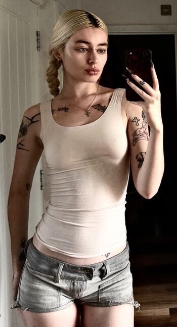 Leaked Bridesque private photo viral onlyfans