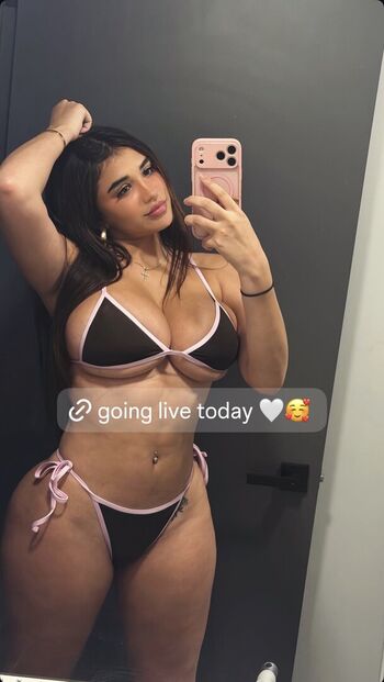Leaked Briiellas  page private photo viral onlyfans