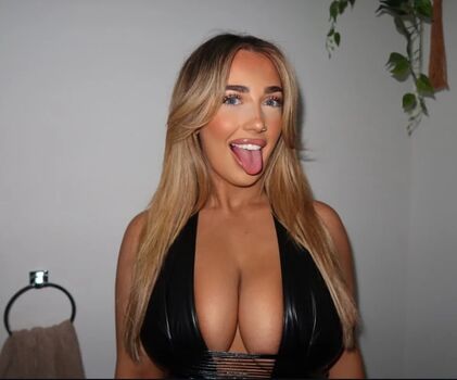 Brittany Jeannn
