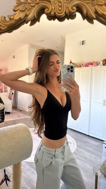 Leaked Brooke monk  page private photo viral onlyfans