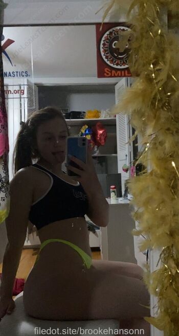 brookehansonn_