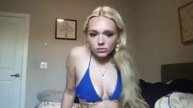 Leaked Brookehayes private photo viral onlyfans
