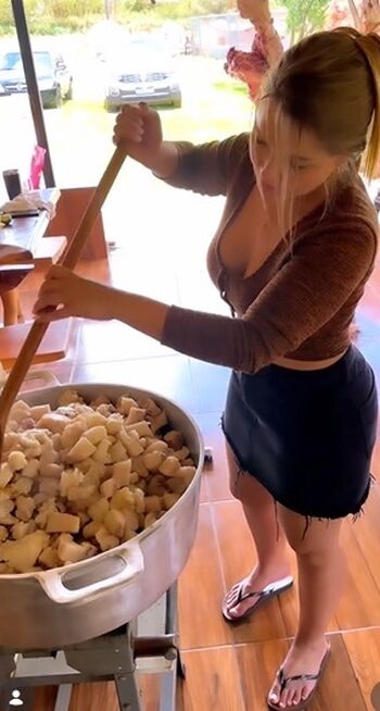Leaked Bruna simek private photo viral onlyfans