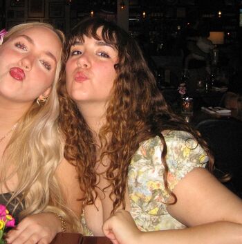 Leaked Yifan li/ private photo viral onlyfans