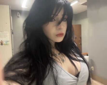 Leaked Buffgothmom private photo viral onlyfans