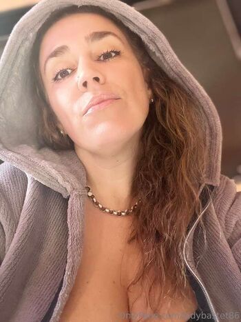 Leaked Busty goddess private photo viral onlyfans