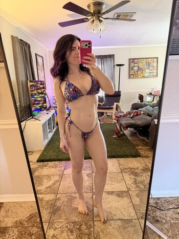 BustyCiara