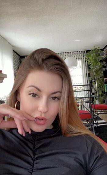 Leaked Caarlita private photo viral onlyfans