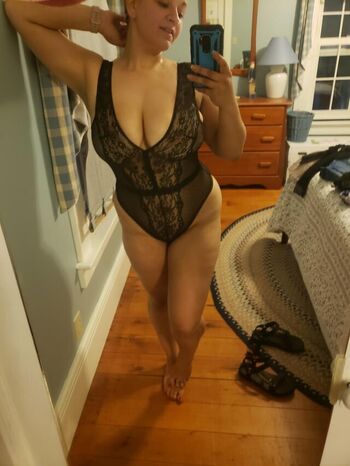 Leaked Cadelyn takace private photo viral onlyfans
