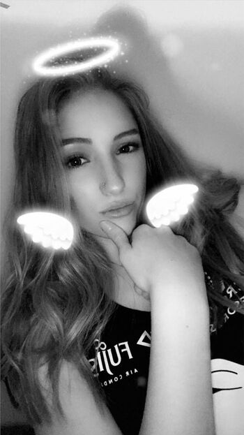 Leaked Caitlin beevers private photo viral onlyfans