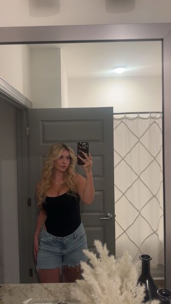 Leaked Caitlin betterly private photo viral onlyfans