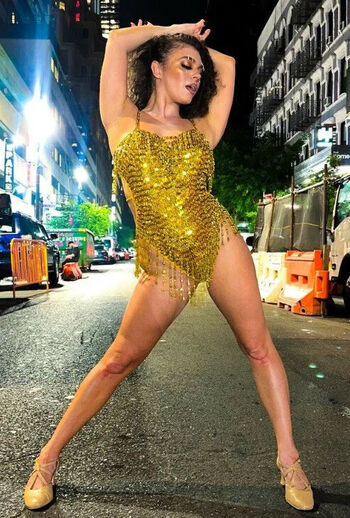 Caitlin Bond