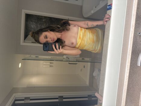 Leaked California amateurs private photo viral onlyfans