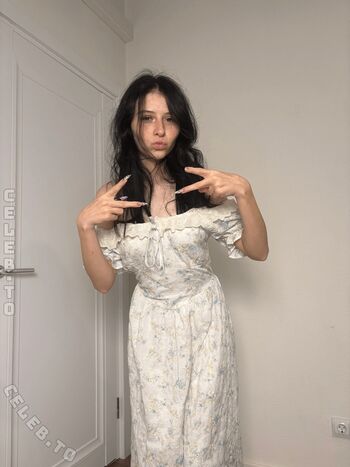 Leaked Callmezlata page private photo viral onlyfans