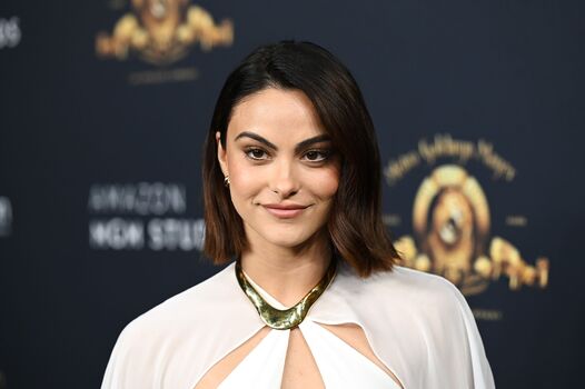 Camila Mendes
