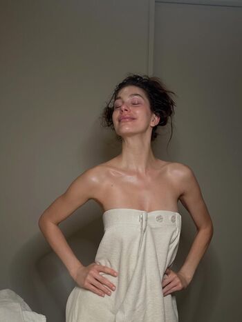 Leaked Camila morrone private photo viral onlyfans