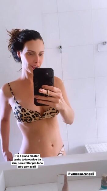Camila Rodrigues