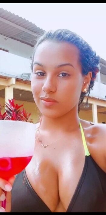 Leaked Camilaferreirai page private photo viral onlyfans
