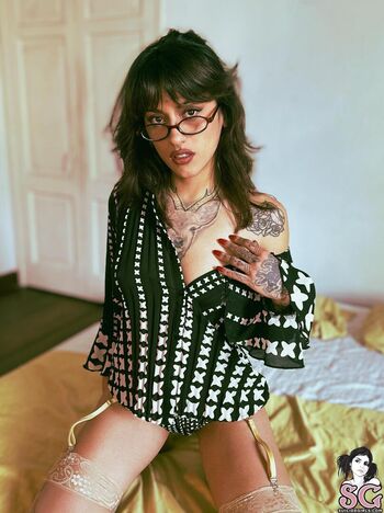 camilavalentinacutie