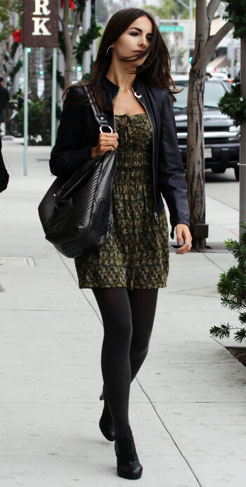 Camilla Belle