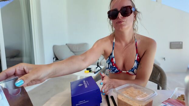 Leaked Camille lv private photo viral onlyfans